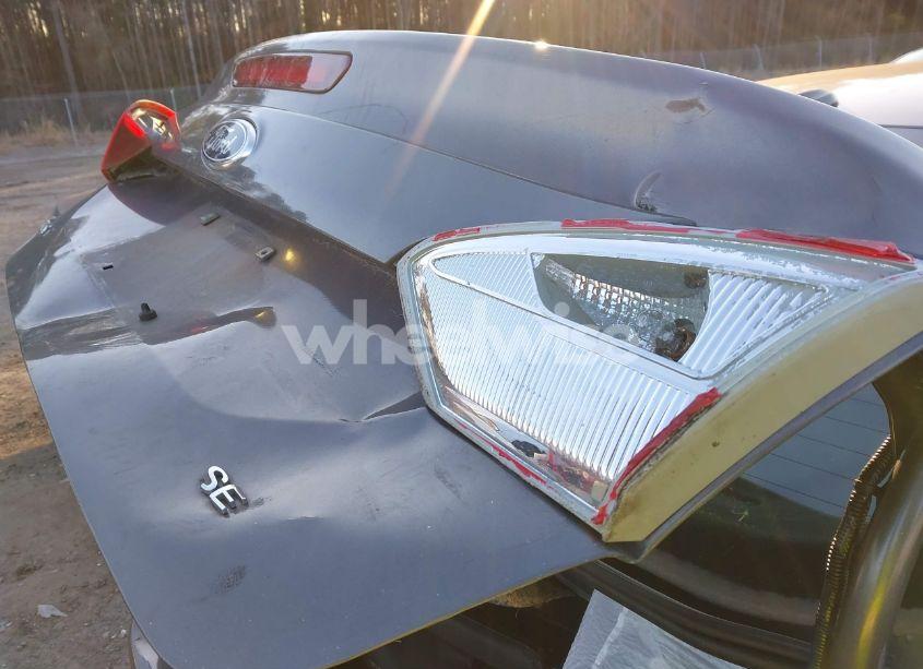 Photo 13 of 2012 Ford Focus SE (VIN 1FAHP3F28CL211304)