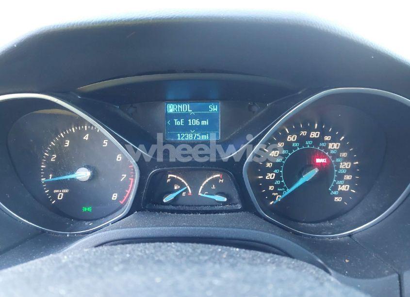 Photo 7 of 2012 Ford Focus SE (VIN 1FAHP3F28CL211304)