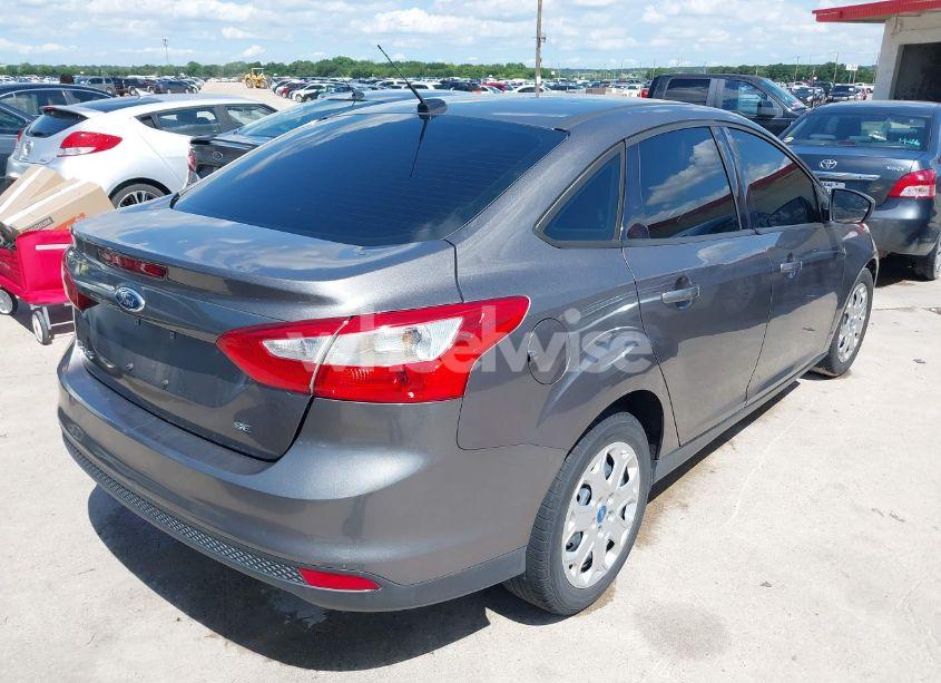 Photo 4 of 2012 Ford Focus SE (VIN 1FAHP3F28CL211898)
