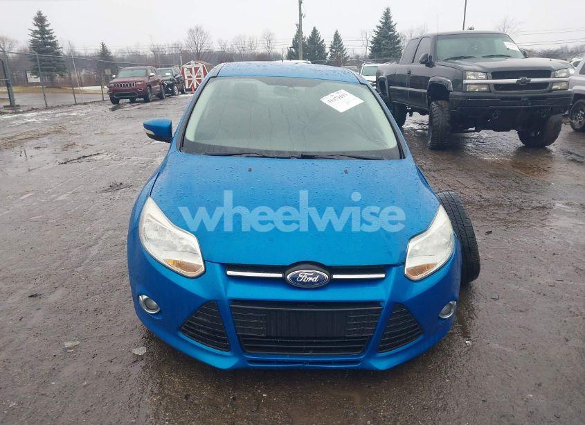 Photo 12 of 2012 Ford Focus SE (VIN 1FAHP3F28CL239104)