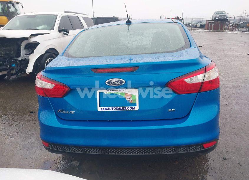 Photo 16 of 2012 Ford Focus SE (VIN 1FAHP3F28CL239104)