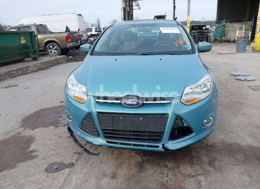 Photo 13 of 2012 Ford Focus SE (VIN 1FAHP3F28CL242360)