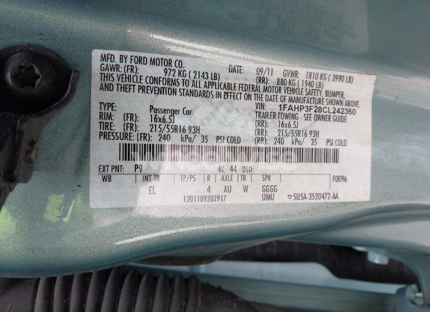 Photo 9 of 2012 Ford Focus SE (VIN 1FAHP3F28CL242360)