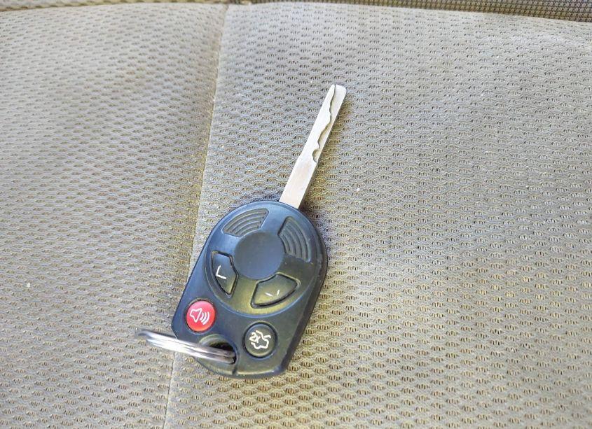 Photo 11 of 2012 Ford Focus SE (VIN 1FAHP3F28CL260387)