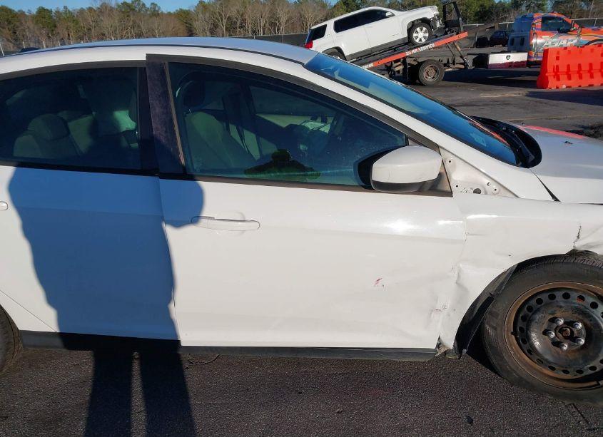 Photo 14 of 2012 Ford Focus SE (VIN 1FAHP3F28CL260387)