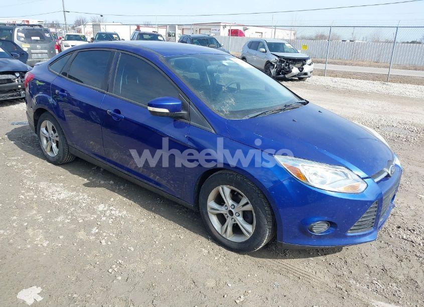 2012 Ford Focus SE (VIN 1FAHP3F28CL262611) main photo