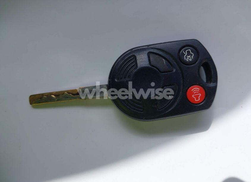 Photo 11 of 2012 Ford Focus SE (VIN 1FAHP3F28CL262611)