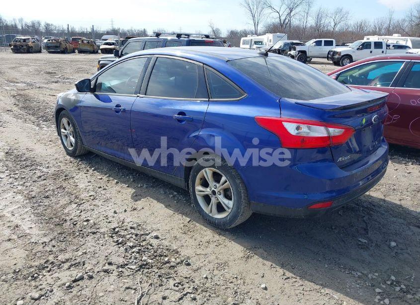 Photo 3 of 2012 Ford Focus SE (VIN 1FAHP3F28CL262611)