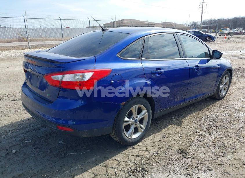 Photo 4 of 2012 Ford Focus SE (VIN 1FAHP3F28CL262611)