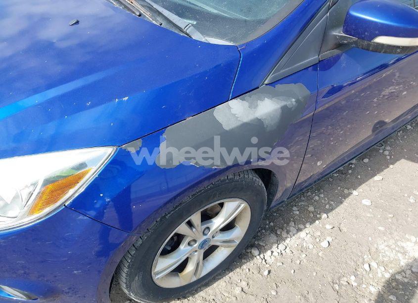 Photo 6 of 2012 Ford Focus SE (VIN 1FAHP3F28CL262611)