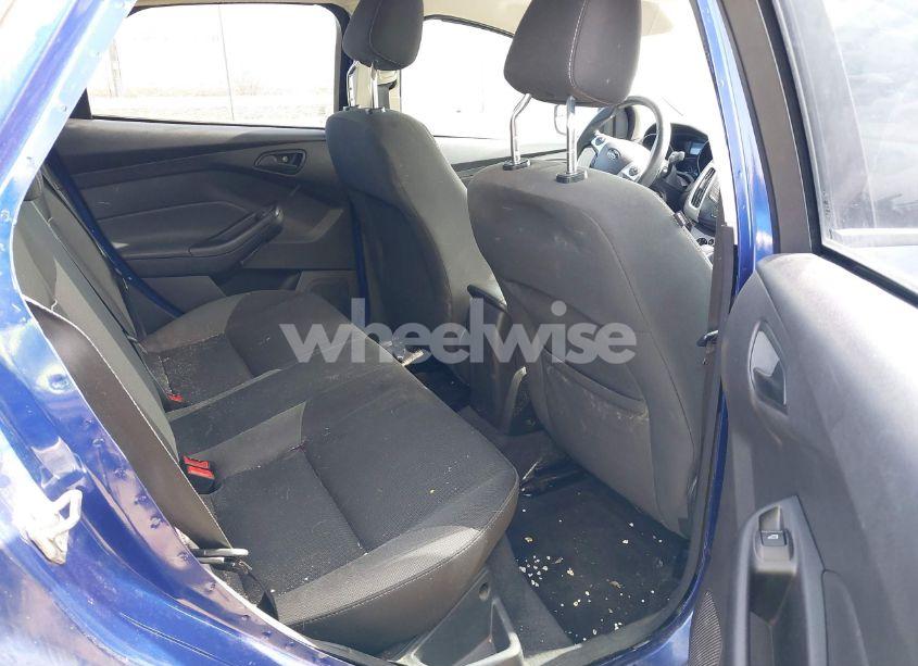 Photo 8 of 2012 Ford Focus SE (VIN 1FAHP3F28CL262611)