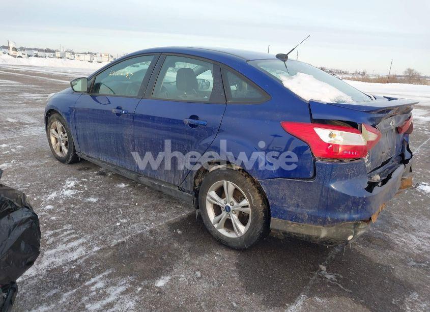 Photo 3 of 2012 Ford Focus SE (VIN 1FAHP3F28CL283846)