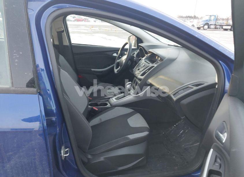 Photo 5 of 2012 Ford Focus SE (VIN 1FAHP3F28CL283846)