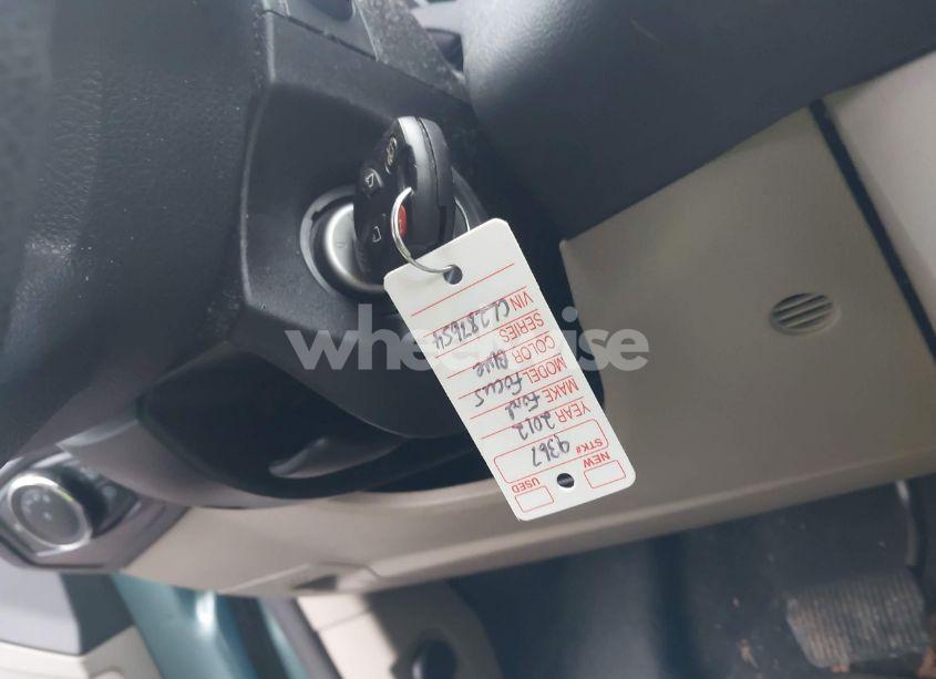 Photo 11 of 2012 Ford Focus SE (VIN 1FAHP3F28CL287654)