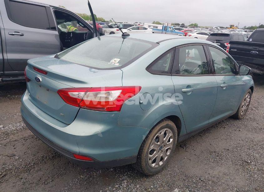 Photo 4 of 2012 Ford Focus SE (VIN 1FAHP3F28CL287654)