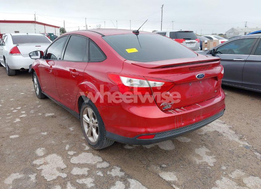Photo 3 of 2012 Ford Focus SE (VIN 1FAHP3F28CL298248)