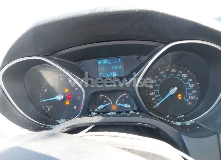 Photo 7 of 2012 Ford Focus SE (VIN 1FAHP3F28CL309376)