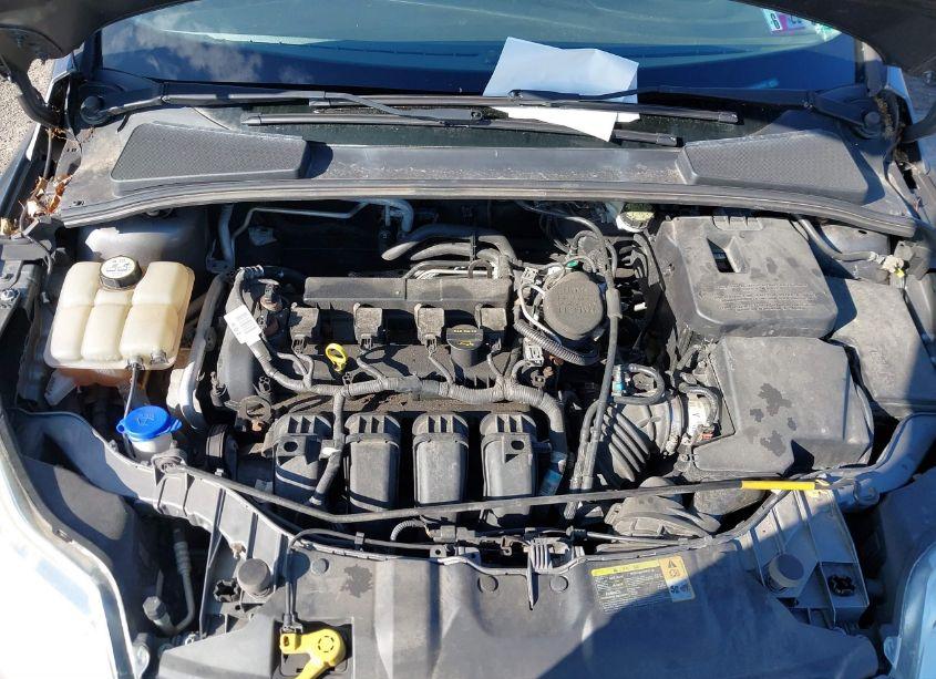 Photo 10 of 2012 Ford Focus SE (VIN 1FAHP3F28CL310043)