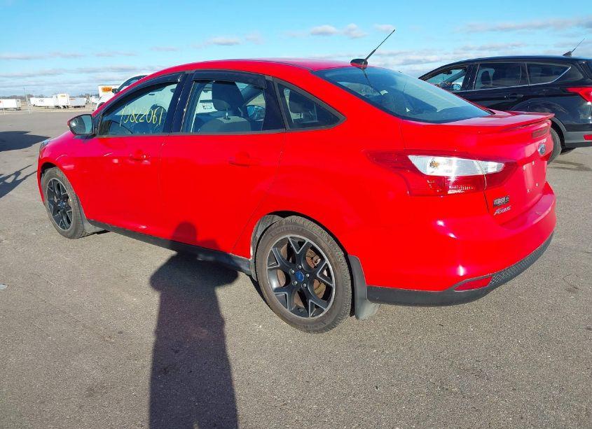 Photo 3 of 2012 Ford Focus SE (VIN 1FAHP3F28CL324279)