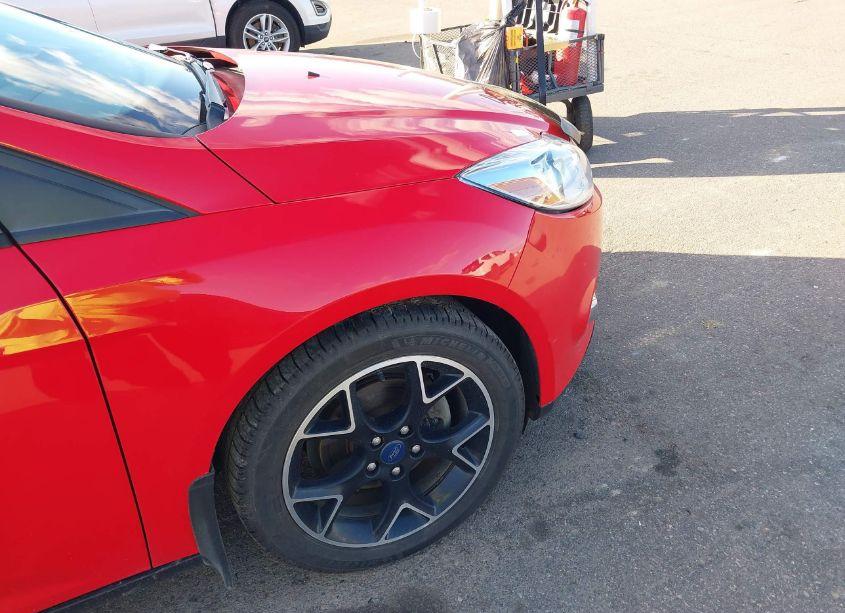 Photo 6 of 2012 Ford Focus SE (VIN 1FAHP3F28CL324279)