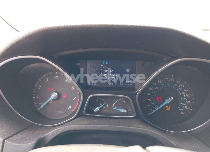 Photo 7 of 2012 Ford Focus SE (VIN 1FAHP3F28CL361932)