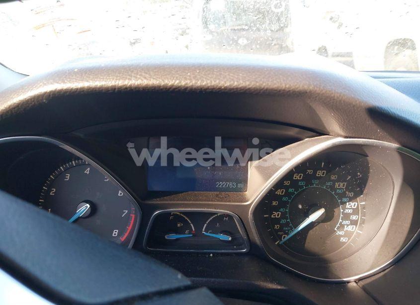 Photo 7 of 2012 Ford Focus SE (VIN 1FAHP3F28CL413155)