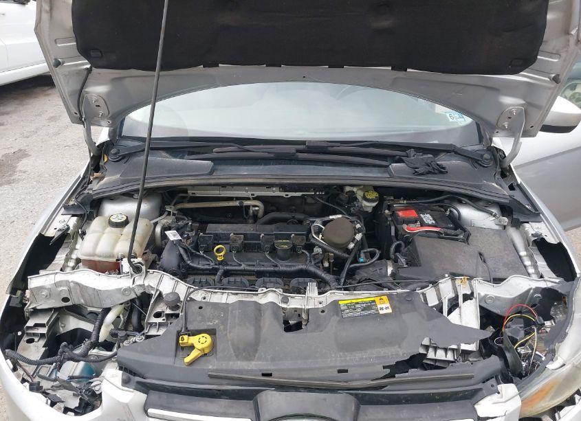 Photo 10 of 2012 Ford Focus SE (VIN 1FAHP3F28CL444714)