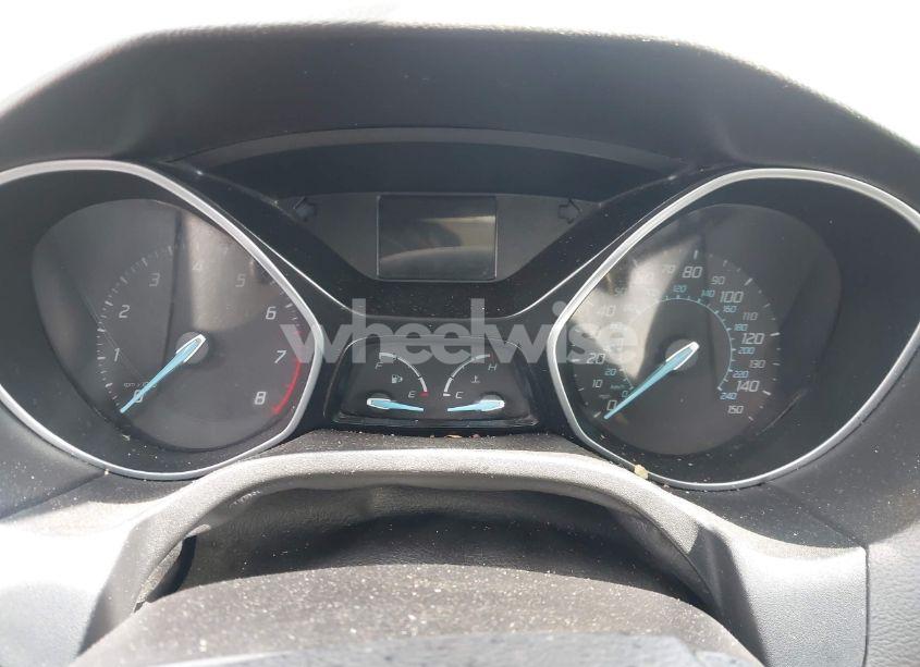 Photo 14 of 2012 Ford Focus SE (VIN 1FAHP3F28CL451694)