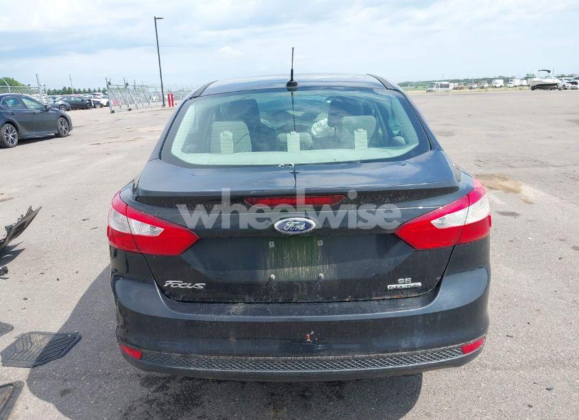 Photo 15 of 2012 Ford Focus SE (VIN 1FAHP3F28CL451694)