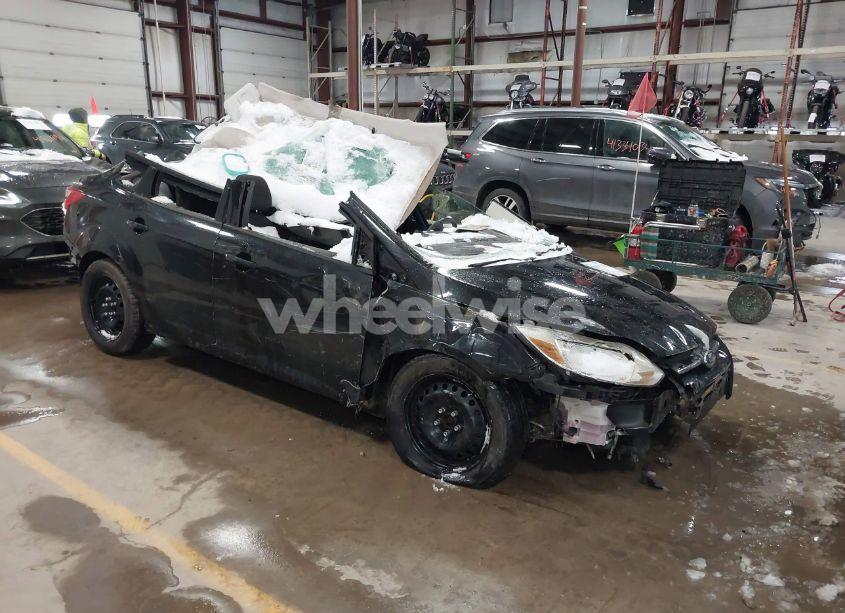 2012 Ford Focus SE (VIN 1FAHP3F28CL455101) main photo