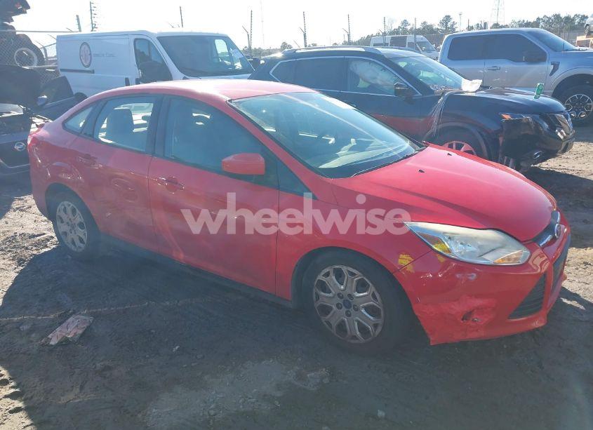 2012 Ford Focus SE (VIN 1FAHP3F28CL461383) main photo