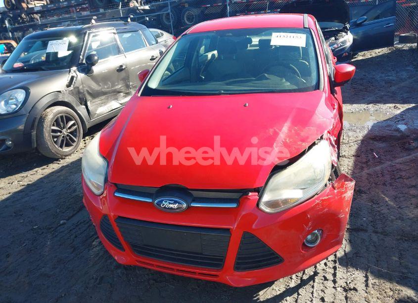 Photo 12 of 2012 Ford Focus SE (VIN 1FAHP3F28CL461383)