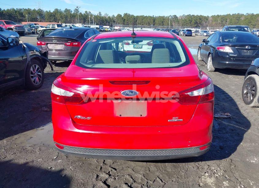 Photo 16 of 2012 Ford Focus SE (VIN 1FAHP3F28CL461383)