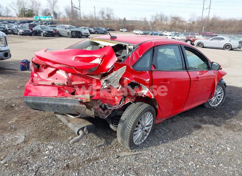 Photo 12 of 2012 Ford Focus SE (VIN 1FAHP3F29CL128254)