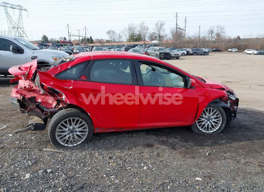 Photo 13 of 2012 Ford Focus SE (VIN 1FAHP3F29CL128254)
