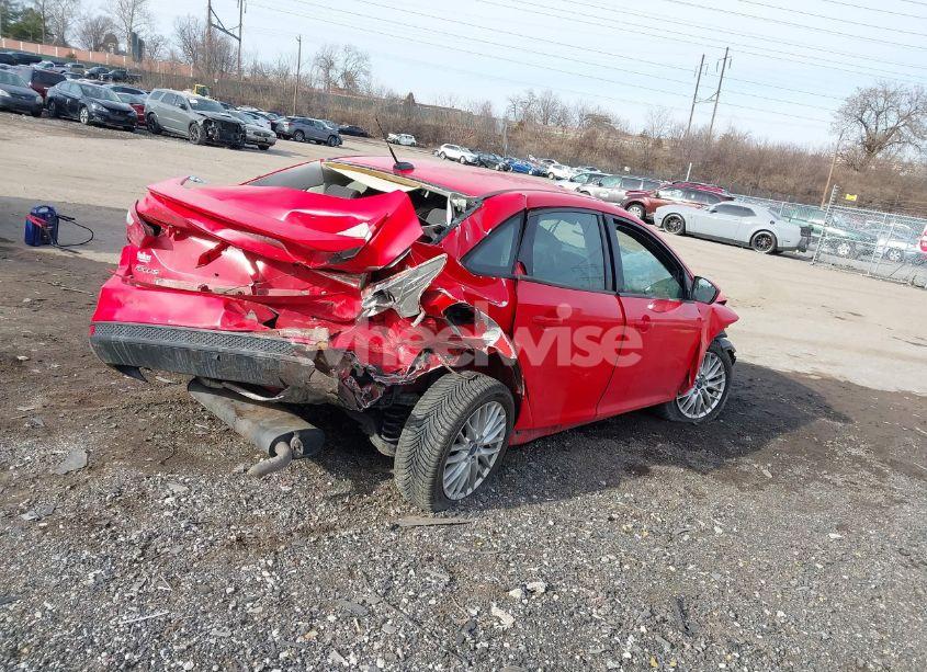 Photo 4 of 2012 Ford Focus SE (VIN 1FAHP3F29CL128254)