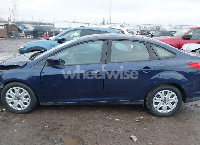 Photo 14 of 2012 Ford Focus SE (VIN 1FAHP3F29CL152649)