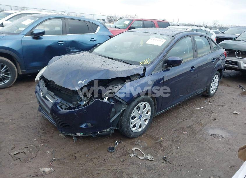 Photo 2 of 2012 Ford Focus SE (VIN 1FAHP3F29CL152649)