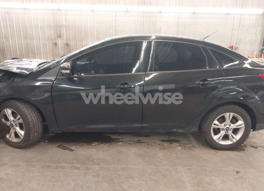 Photo 15 of 2012 Ford Focus SE (VIN 1FAHP3F29CL153171)