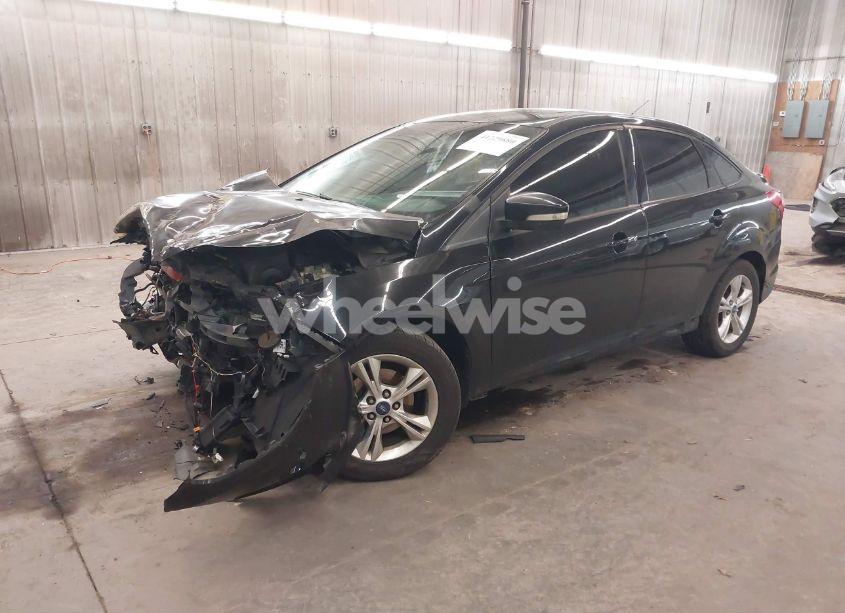 Photo 2 of 2012 Ford Focus SE (VIN 1FAHP3F29CL153171)