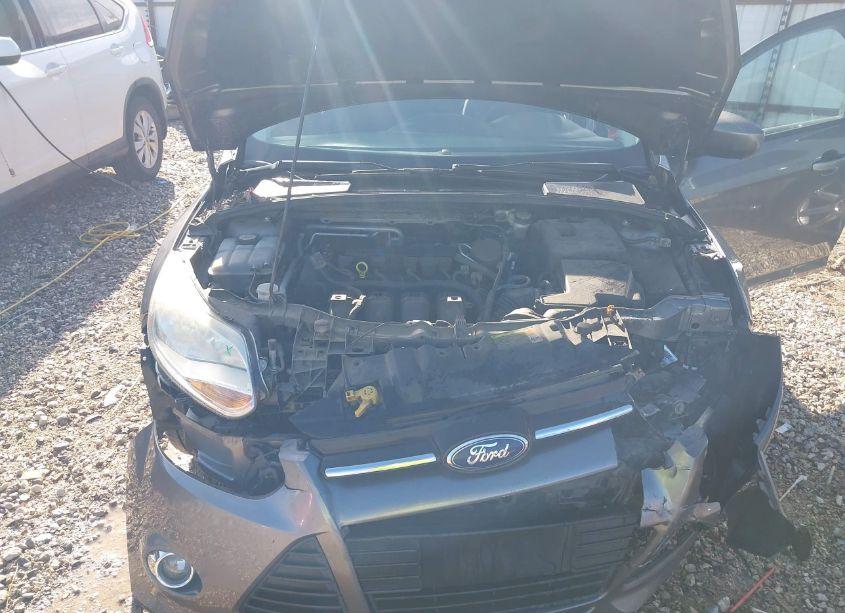 Photo 10 of 2012 Ford Focus SE (VIN 1FAHP3F29CL186445)
