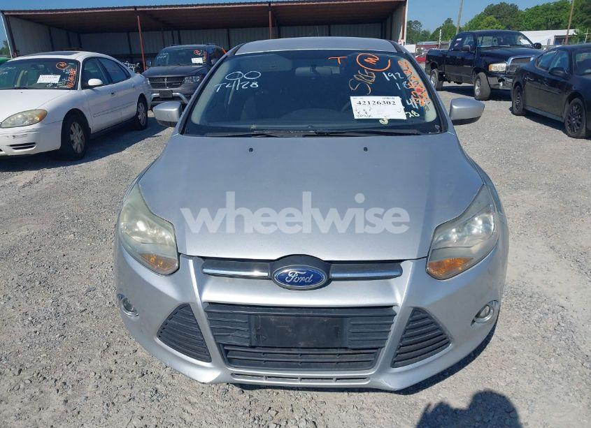 Photo 6 of 2012 Ford Focus SE (VIN 1FAHP3F29CL192181)
