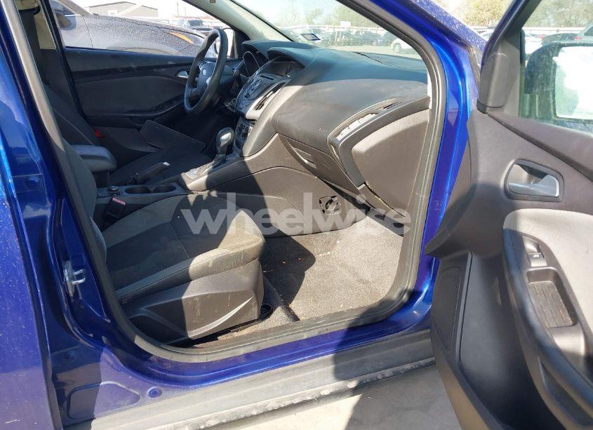 Photo 5 of 2012 Ford Focus SE (VIN 1FAHP3F29CL221680)