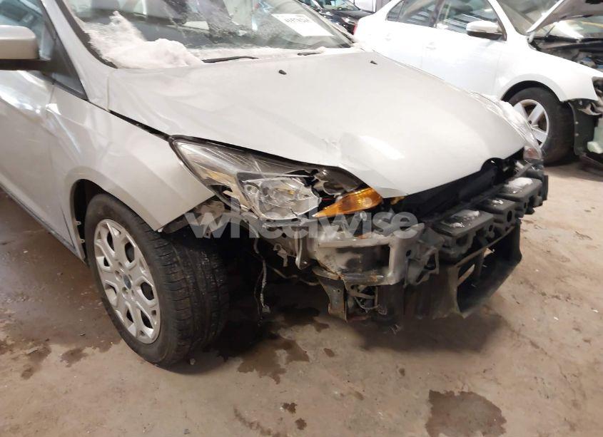 Photo 13 of 2012 Ford Focus SE (VIN 1FAHP3F29CL234896)