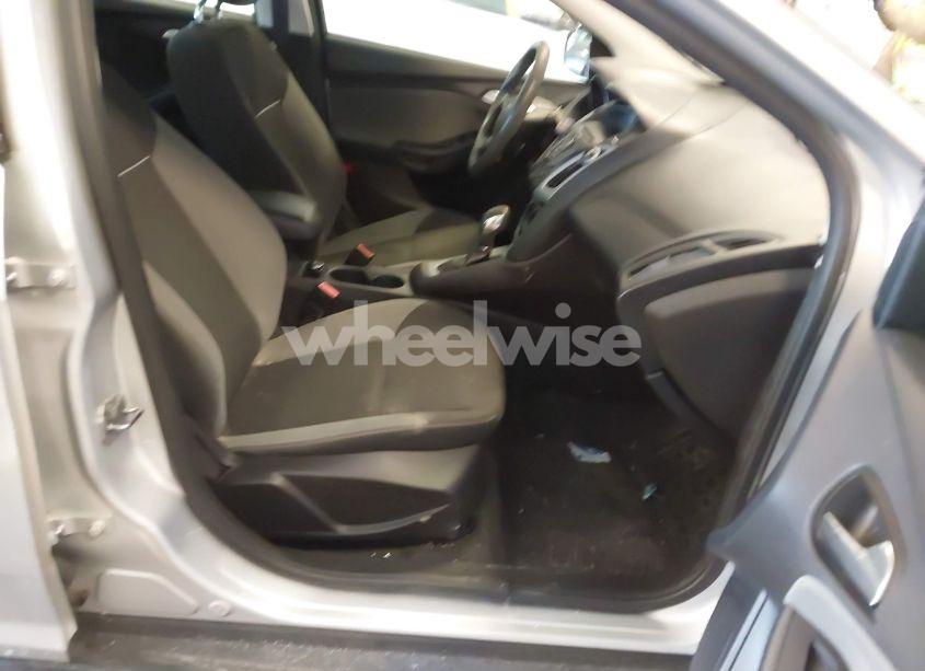 Photo 5 of 2012 Ford Focus SE (VIN 1FAHP3F29CL234896)