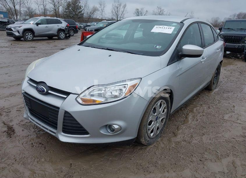 Photo 2 of 2012 Ford Focus SE (VIN 1FAHP3F29CL295519)