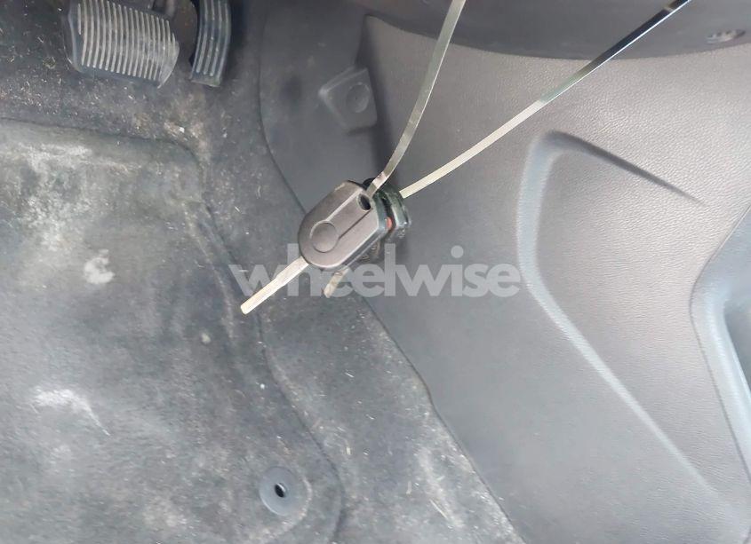 Photo 11 of 2012 Ford Focus SE (VIN 1FAHP3F29CL311587)