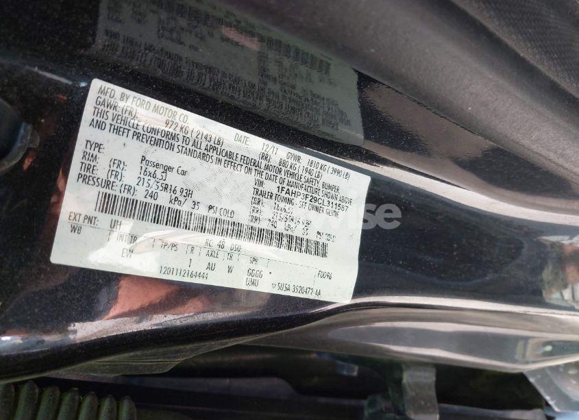 Photo 9 of 2012 Ford Focus SE (VIN 1FAHP3F29CL311587)