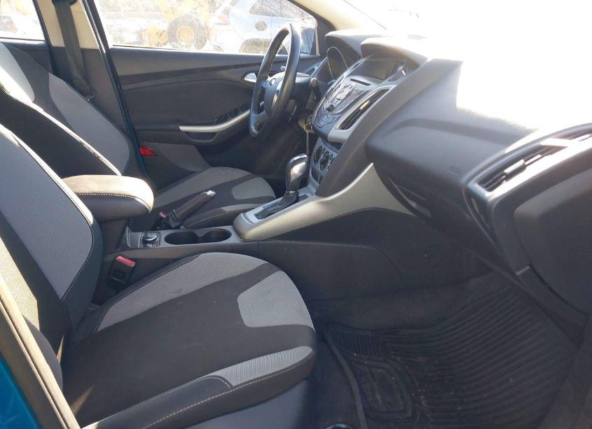 Photo 5 of 2012 Ford Focus SE (VIN 1FAHP3F29CL389383)