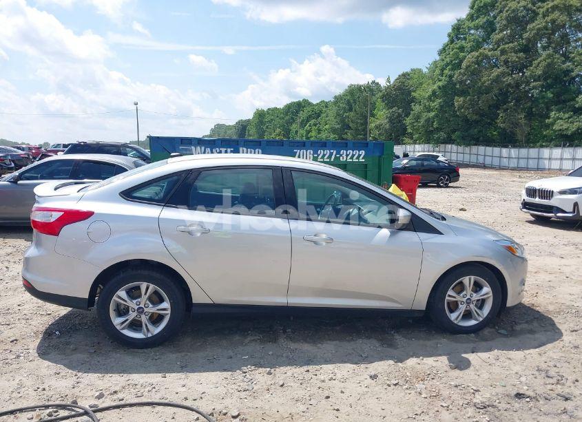 Photo 13 of 2012 Ford Focus SE (VIN 1FAHP3F29CL452465)